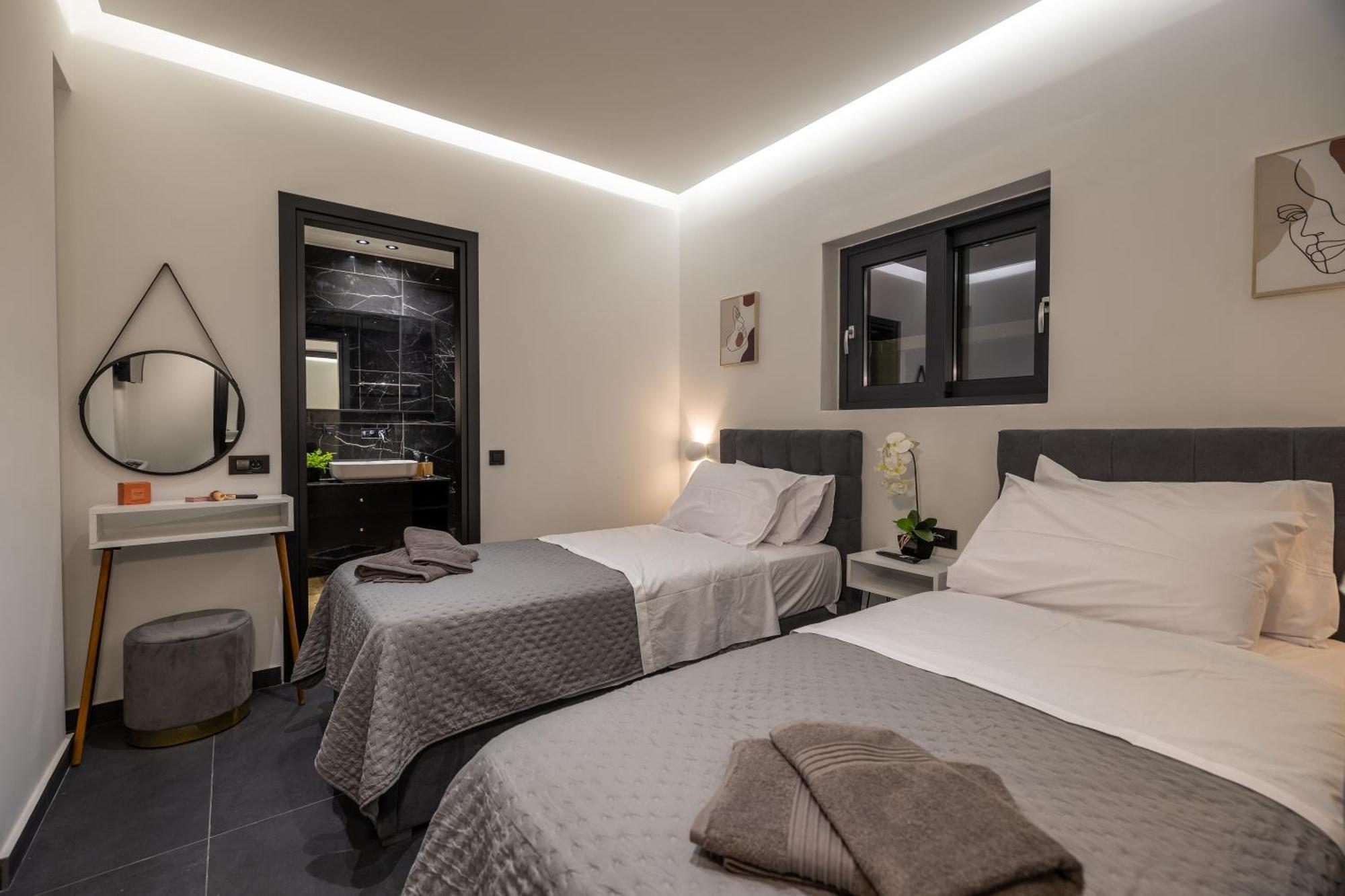 μr & μrs Grey Villa